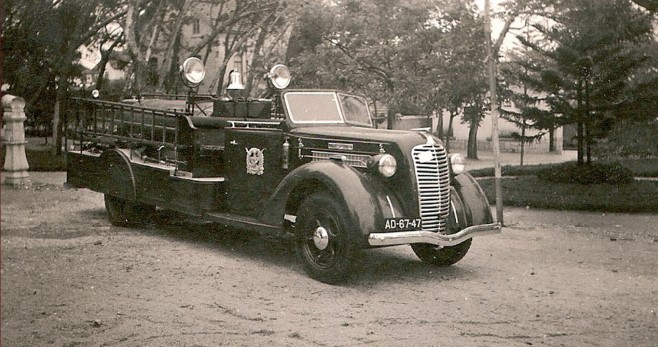 1930´s : Bombeiros no Parque Morais na Parede